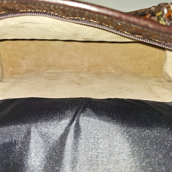 VTG Brahmin Satchel - Picture 9 of 12